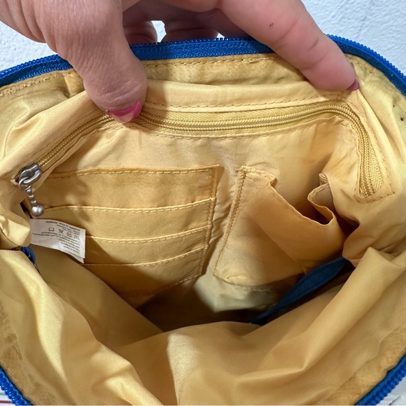 Baggallini Go Bagg With RFID Phone Wristlet - Picture 6 of 8